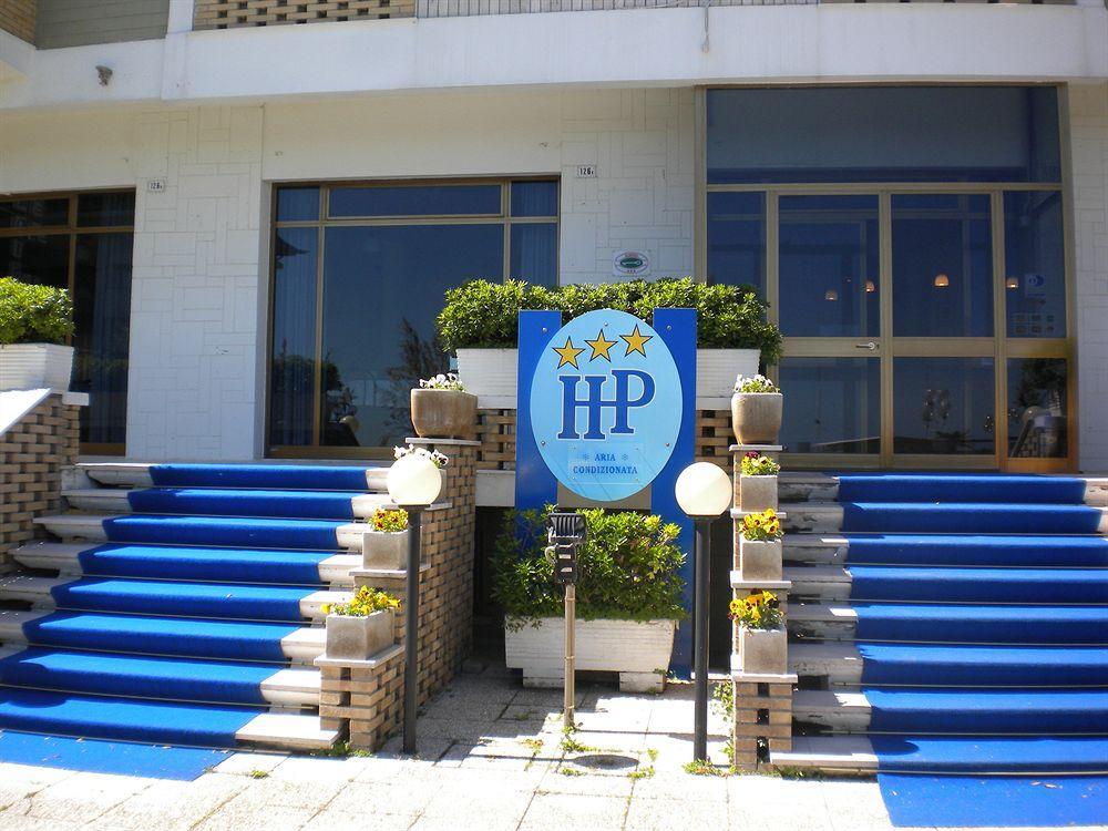 Hotel Paradise Fano Exterior foto